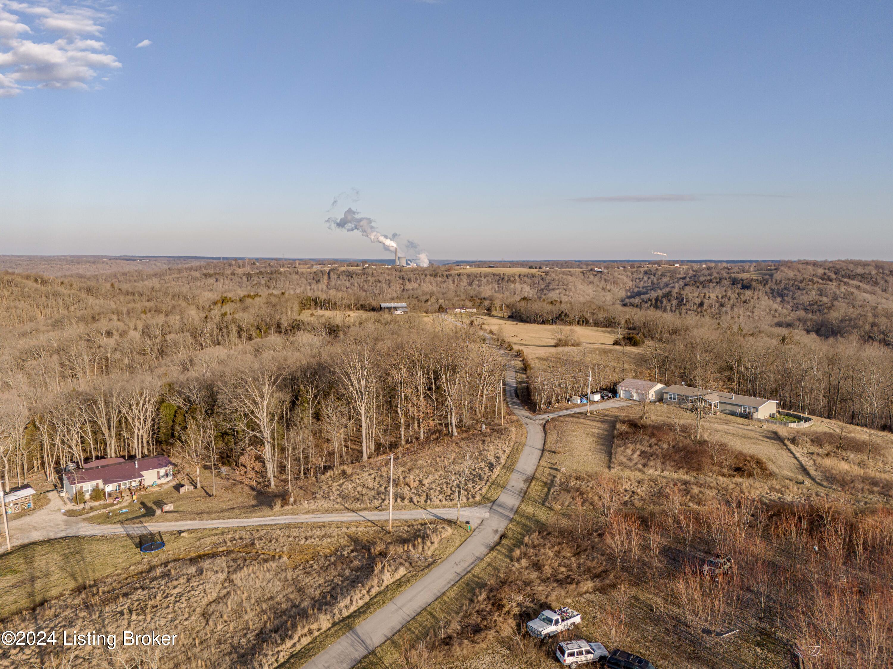 70 Toombs Road Bedford, KY 40006 - Photo 9 of 12 DJI_20230809093509_0500_D