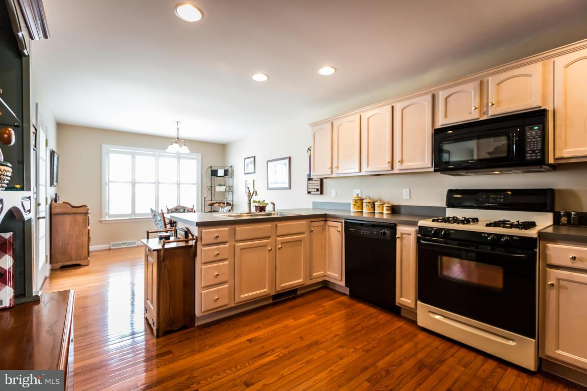 514 Providence Court Lititz, PA 17543 - Photo 11 of 32 Gallery Image 11