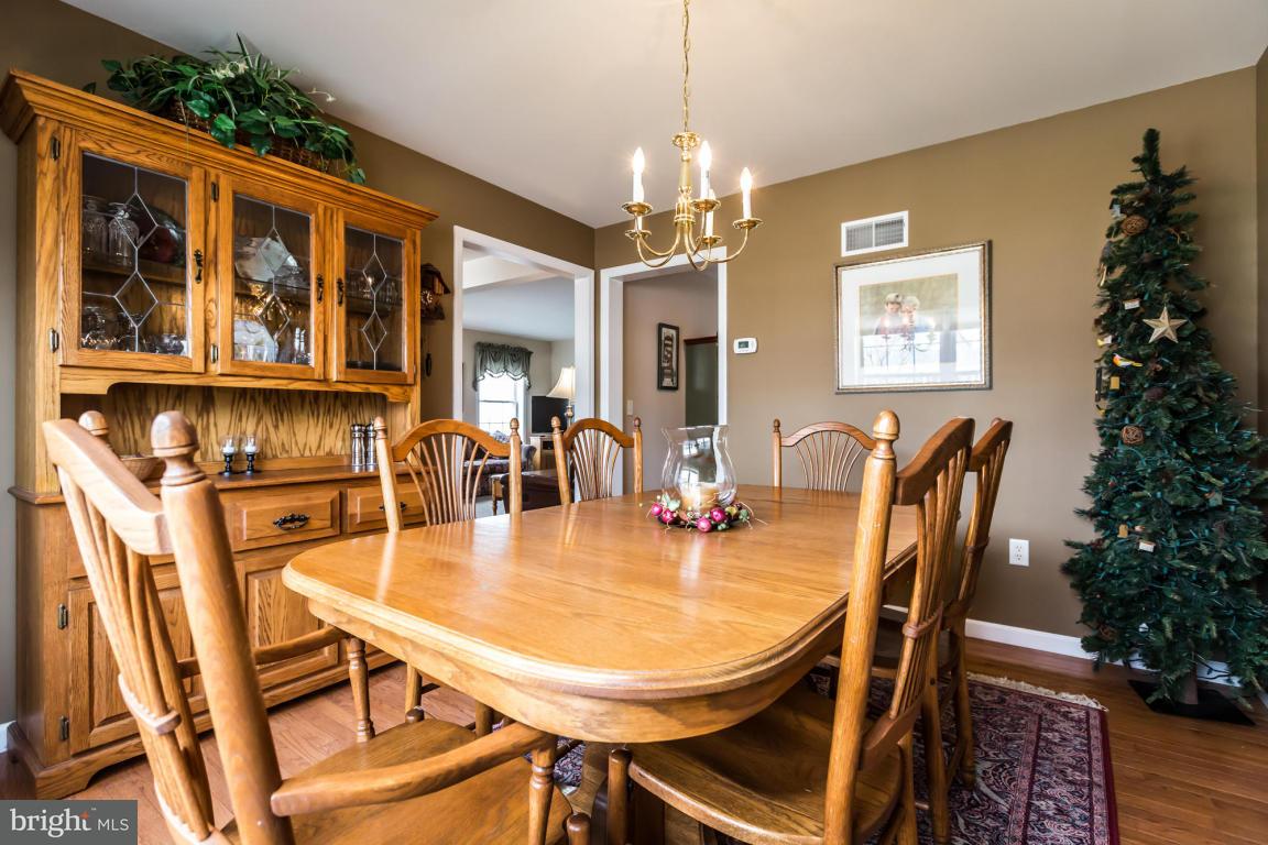514 Providence Court Lititz, PA 17543 - Photo 7 of 32 Gallery Image 7
