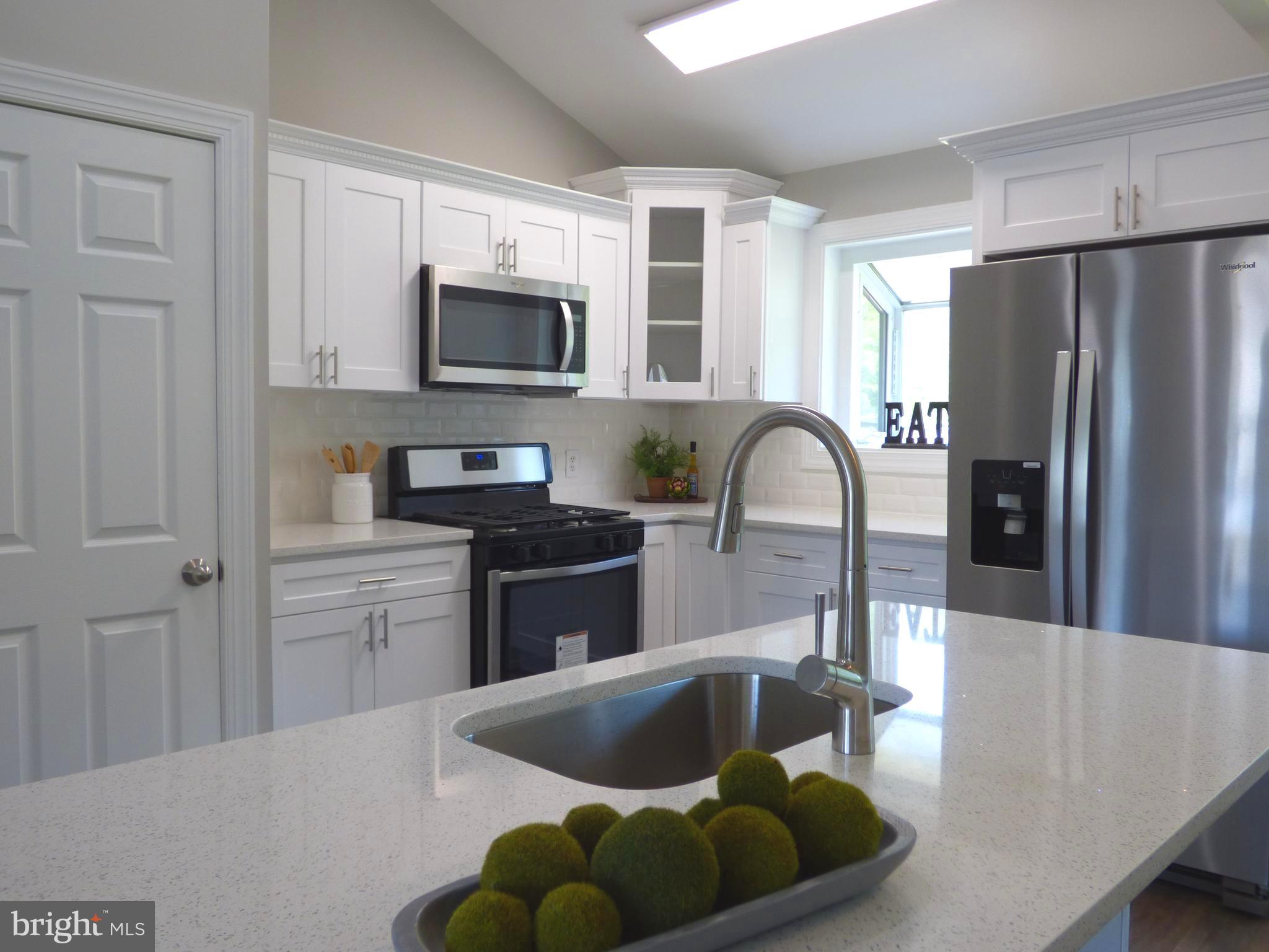 63 Linden Road Burlington, NJ 08016 - Photo 12 of 30