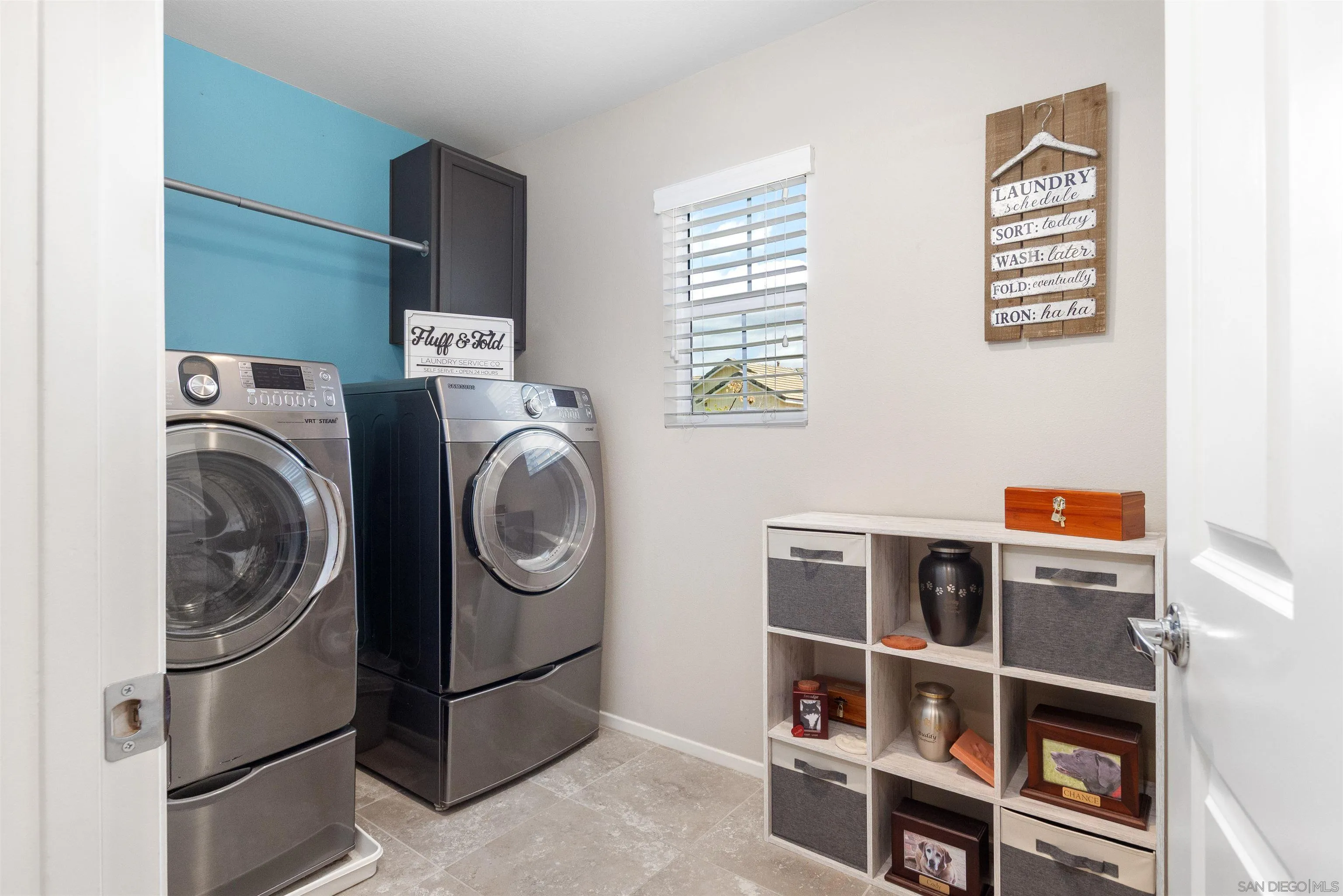 216 Oberlander Way Fallbrook, CA 92028 - Photo 20 of 31 a utility room with dryer and washer