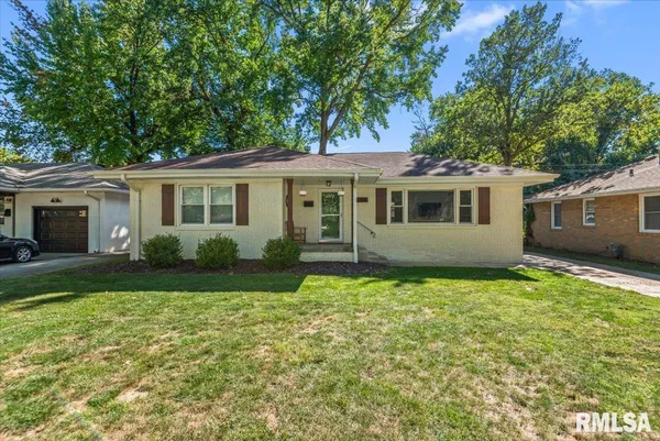 $210,000 | 2104 Parkview Drive, Springfield, IL 62704