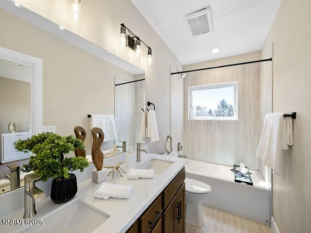 $669,900 | 3830 Lakeside Drive, Unit 16, Reno, NV 89509