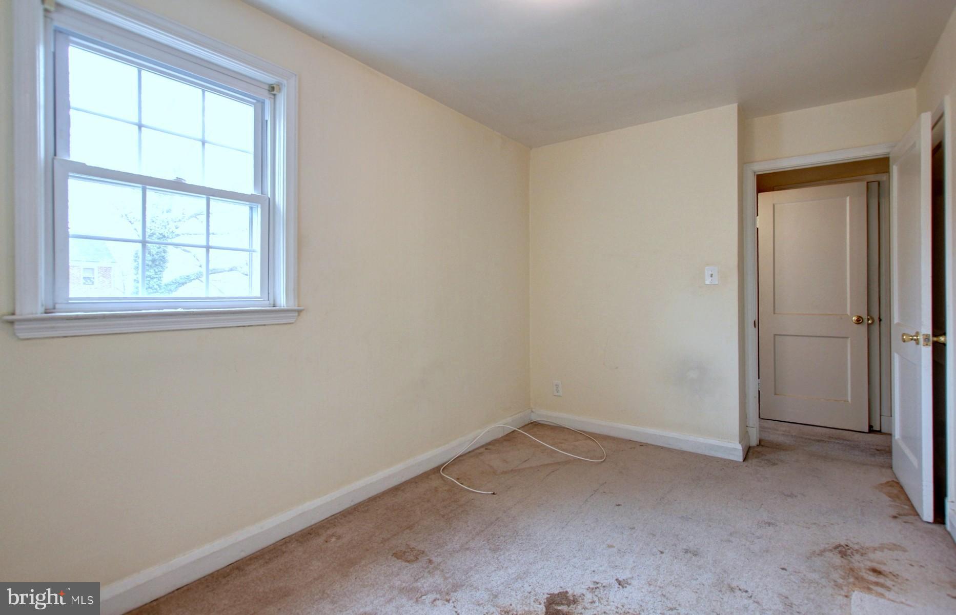 4307 Cedar Garden Road Baltimore, MD 21229 - Photo 16 of 22 Bedroom