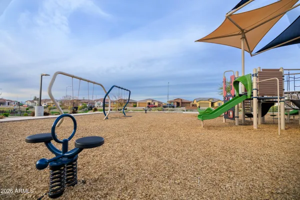 $2,195 | 8149 East Petunia Avenue, Unit 1072, Mesa, AZ 85212