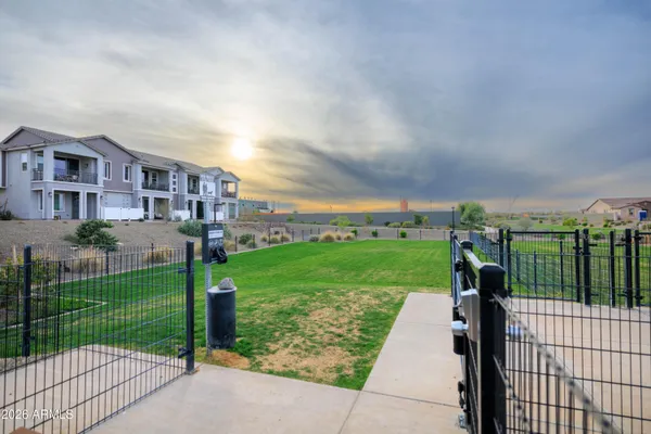 $2,195 | 8149 East Petunia Avenue, Unit 1072, Mesa, AZ 85212