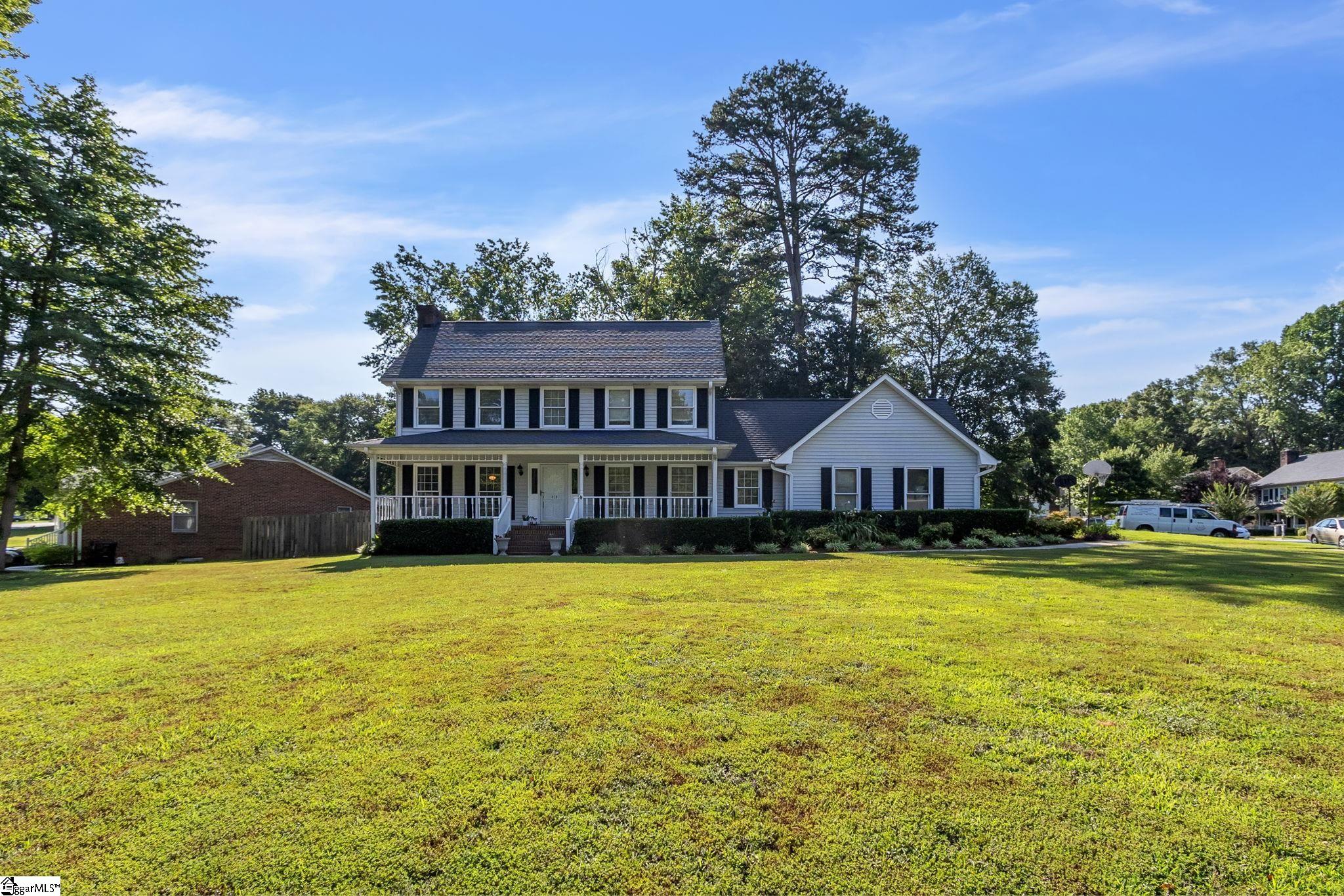 414 Spring Meadow Road Simpsonville, SC 29680 - Photo 1 of 33 Gallery Image 1