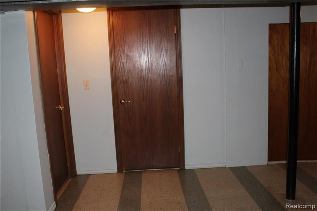 28391 Bay Tree Road Farmington Hills, MI 48334 - Photo 59 of 74