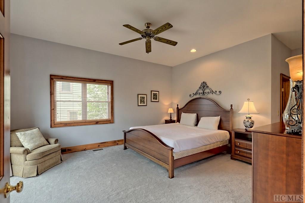 310 Eagle Ridge Road Sapphire, NC 28774 - Photo 23 of 48 Gallery Image 23