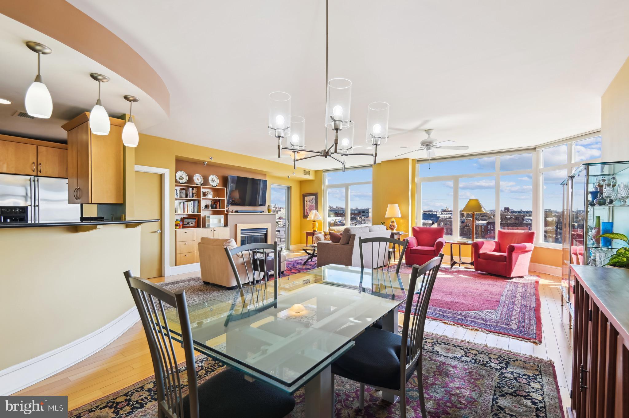 1400 Lancaster Street, Unit 605 Baltimore, MD 21231 - Photo 4 of 44 a view of a dining room and livingroom
