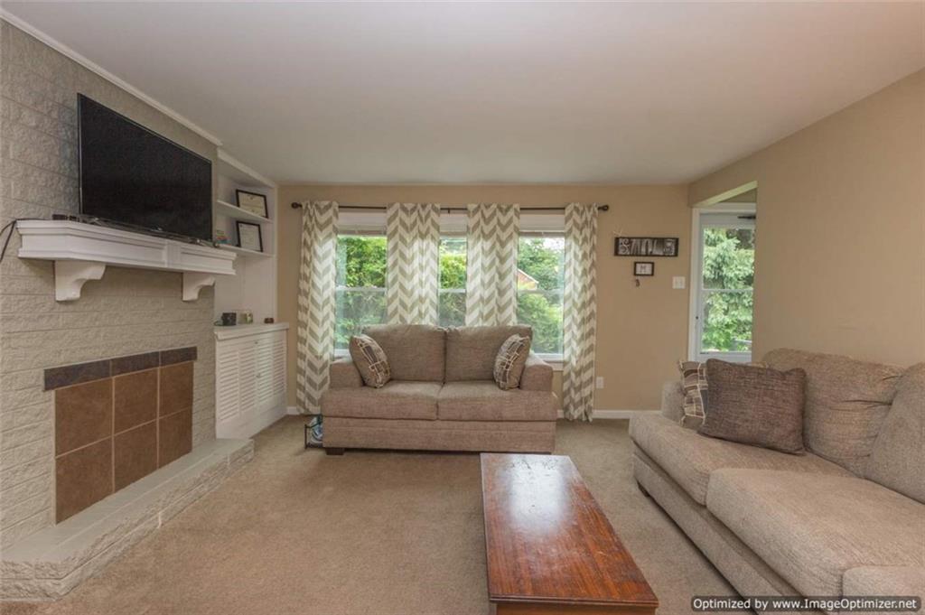 25 Woodland Road Ambridge, PA 15003 - Photo 3 of 18 Gallery Image 3