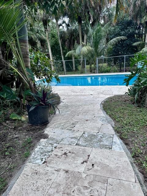 9208 166th Way North Jupiter, FL 33478 - Photo 8 of 69 1000056425