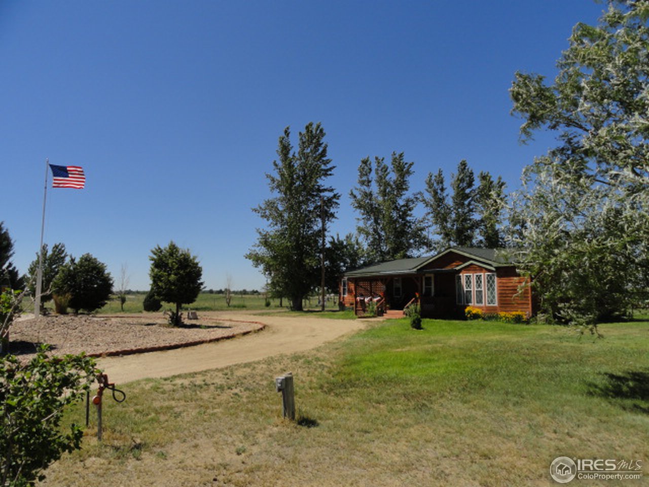 18503 Centennial Road Fort Morgan, CO 80701 - Photo 3 of 25 CIRCLE DRIVE