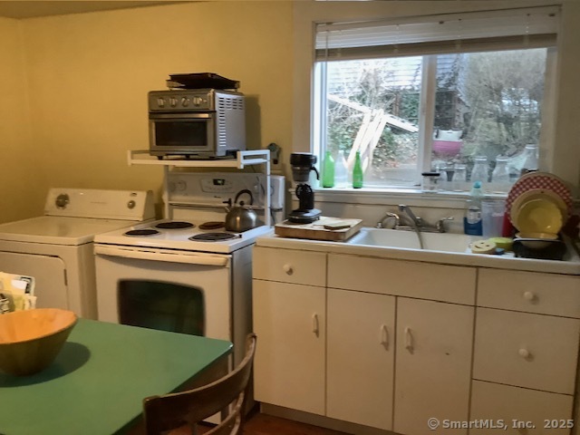 132 Thames Street, Unit R Groton, CT 06340 - Photo 25 of 27