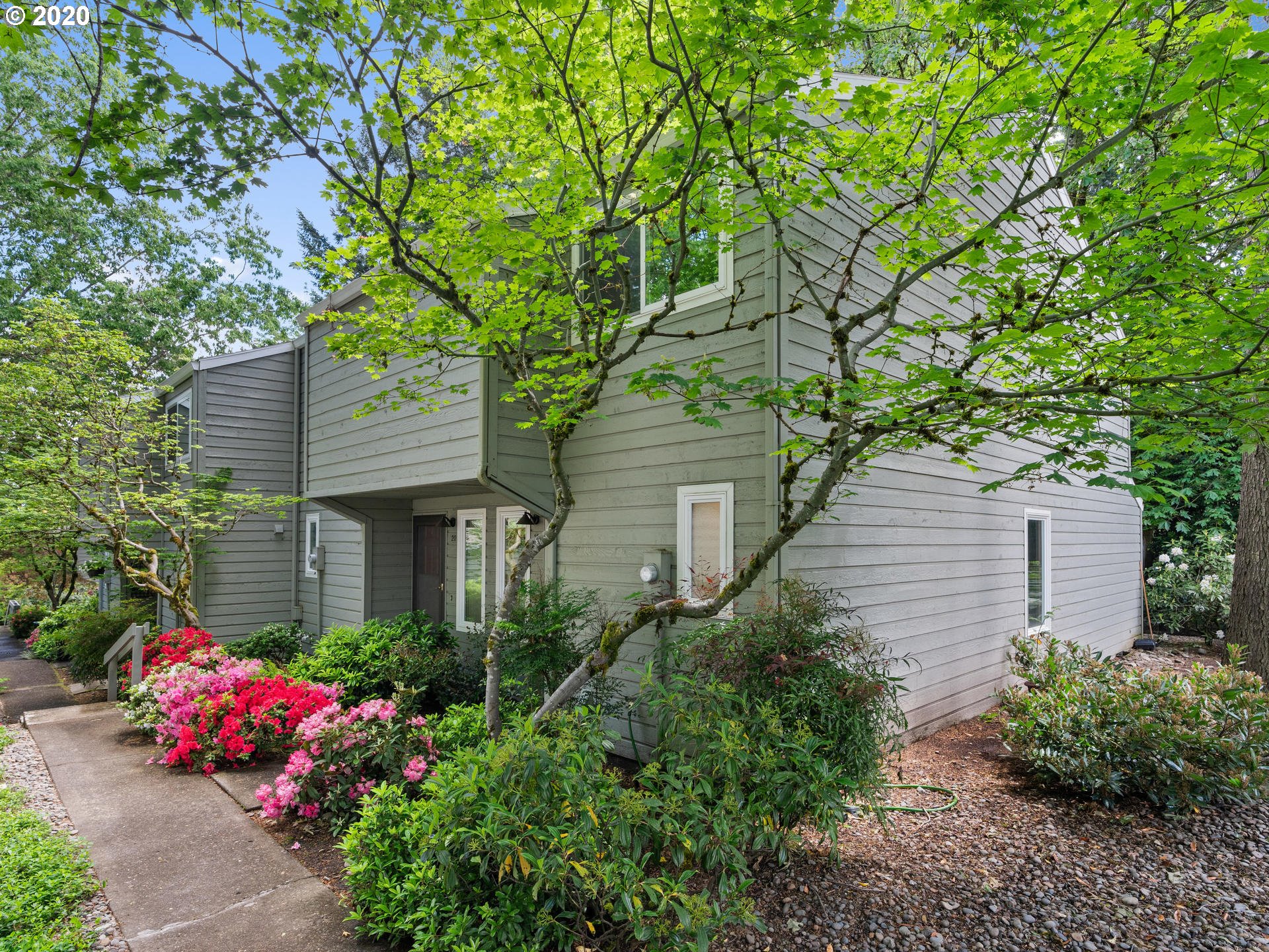4880 Southwest Scholls Ferry Road, Unit 19 Portland, OR 97225 - Photo 1 of 31 Gallery Image 1