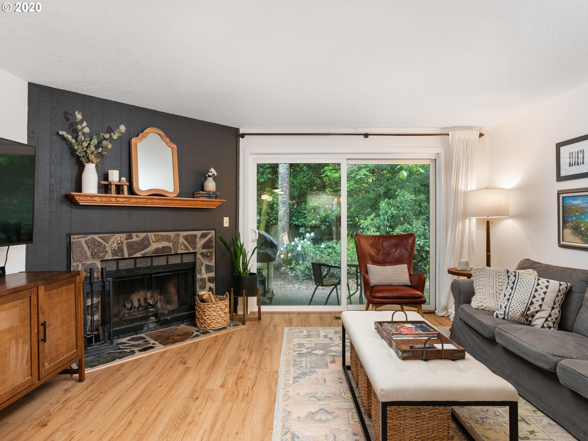 4880 Southwest Scholls Ferry Road, Unit 19 Portland, OR 97225 - Photo 13 of 31 Gallery Image 13