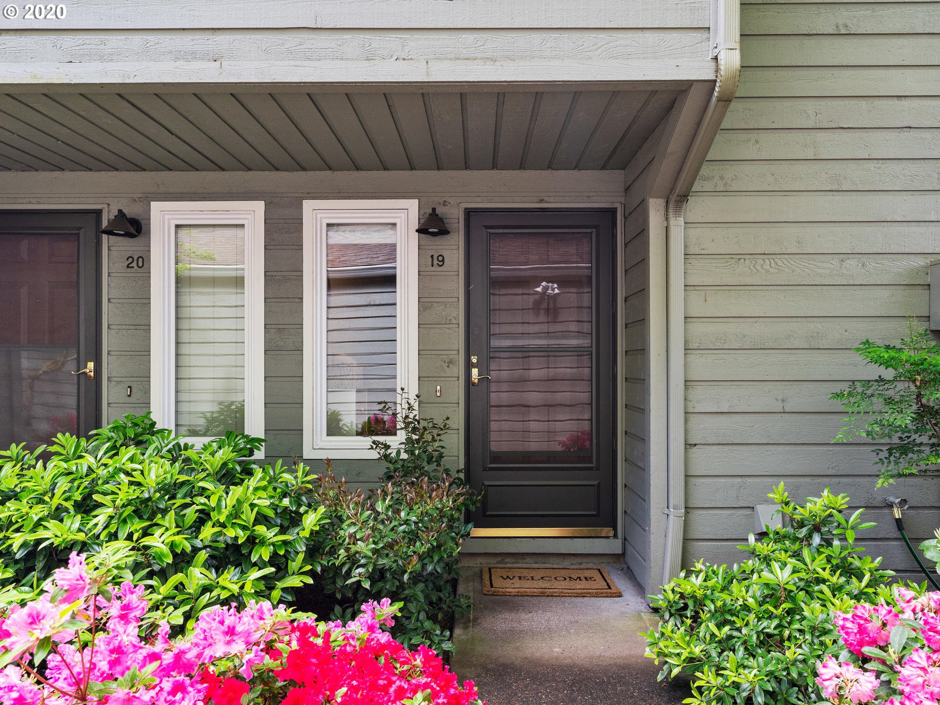4880 Southwest Scholls Ferry Road, Unit 19 Portland, OR 97225 - Photo 3 of 31 Gallery Image 3