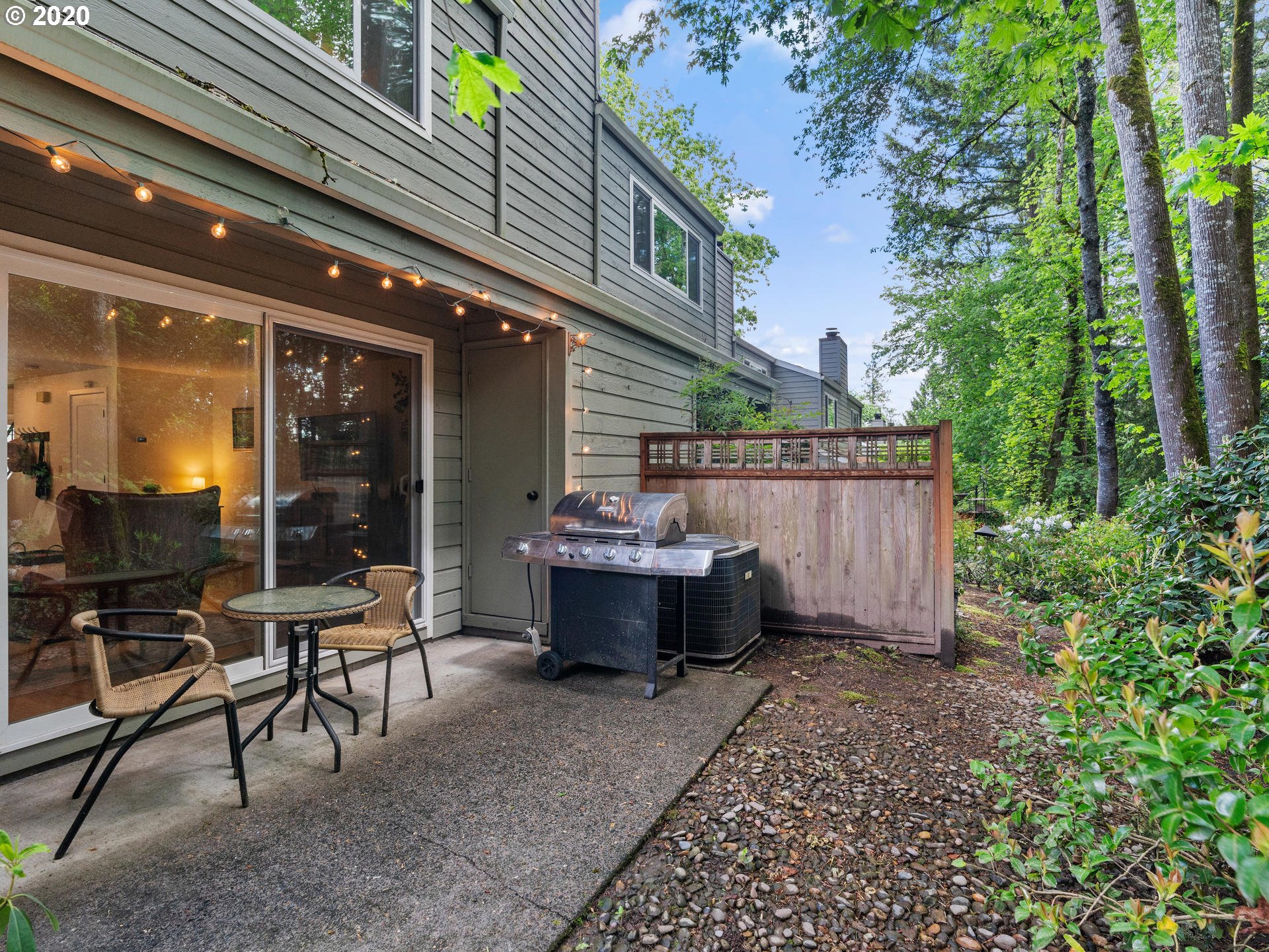 4880 Southwest Scholls Ferry Road, Unit 19 Portland, OR 97225 - Photo 26 of 31 Gallery Image 26