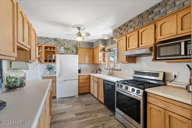 $365,000 | 46812 8th Street, Ash Fork, AZ 86320