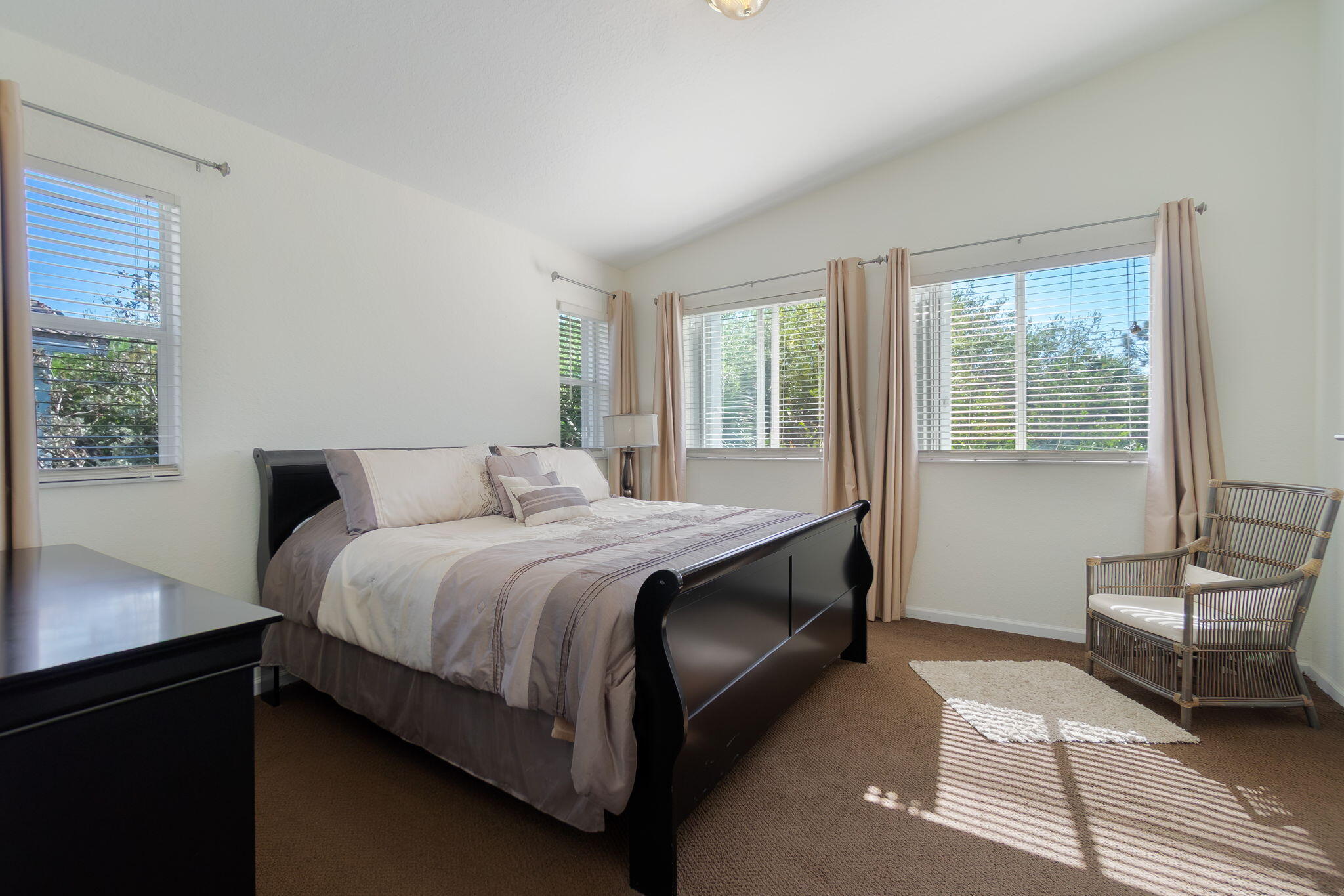 3197 Laurel Ridge Circle Riviera Beach, FL 33404 - Photo 14 of 38 Master bedroom