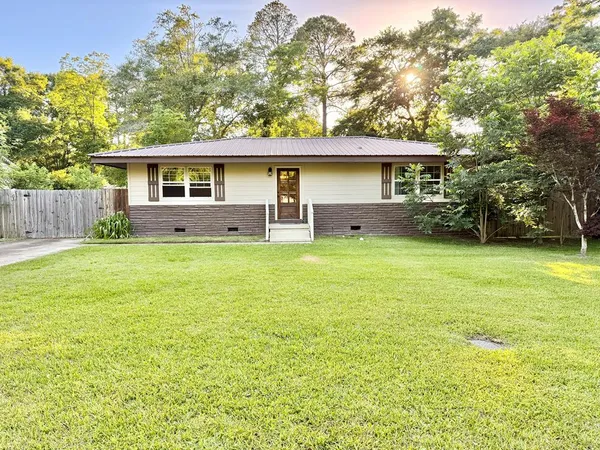 $155,000 | 206 Massee Drive, Dothan, AL 36301