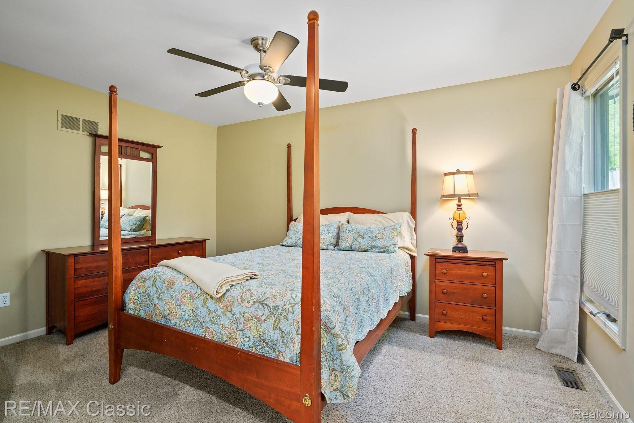 1352 Timber Ridge Court Milford, MI 48380 - Photo 31 of 77 Bedroom 3