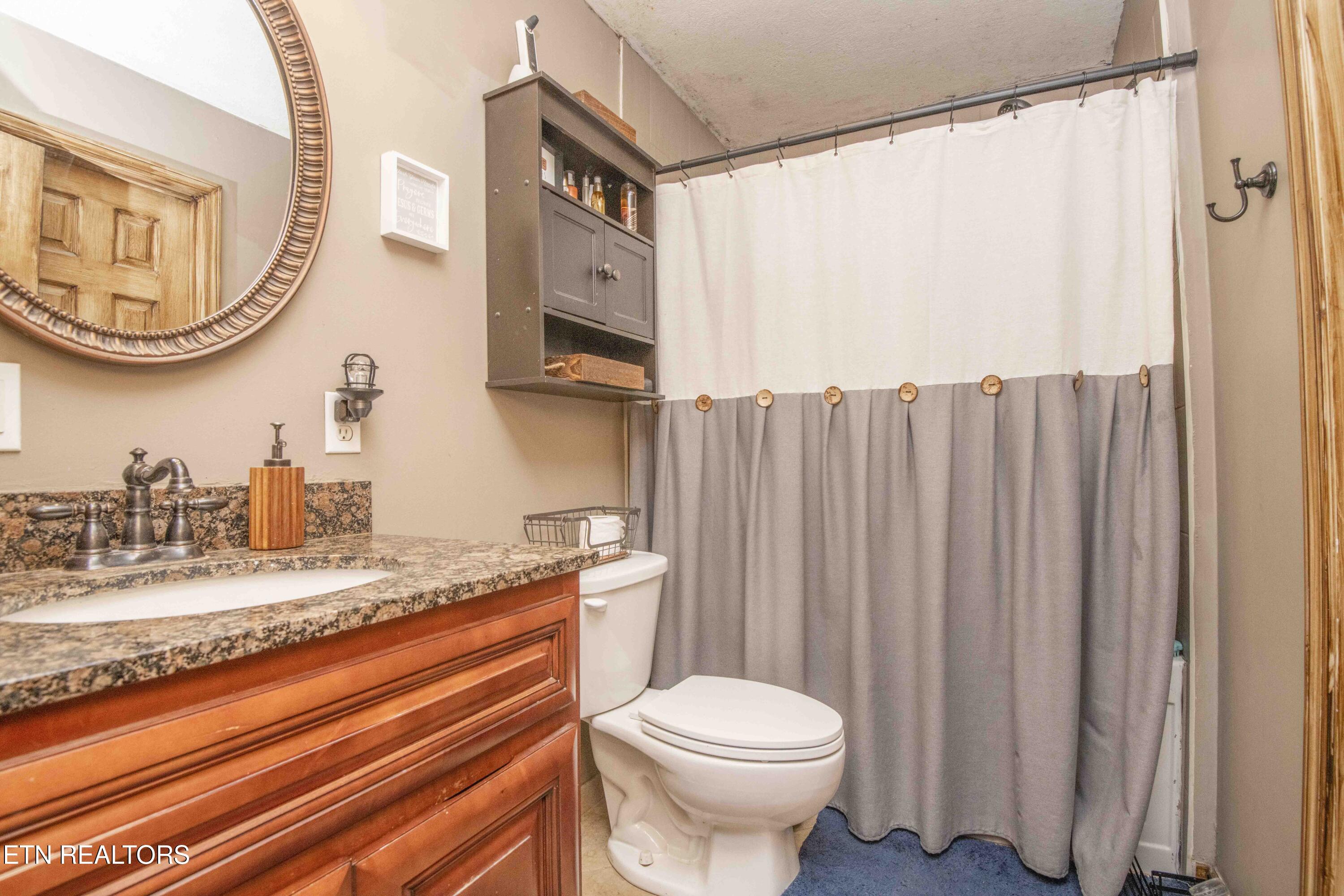 469 Old Dutch Valley Road Clinton, TN 37716 - Photo 26 of 47 master bath_1