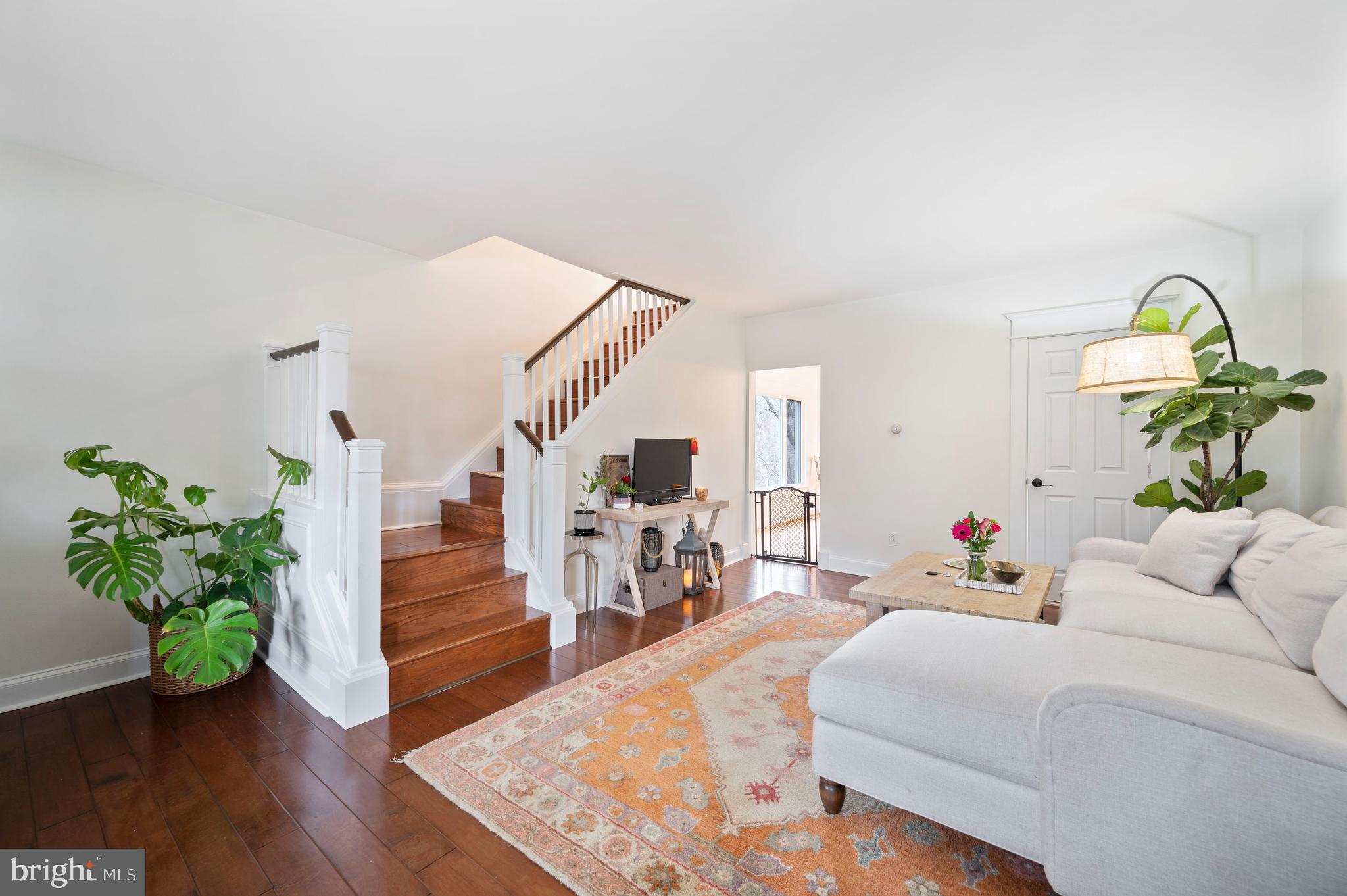 350 Ripka Street Philadelphia, PA 19128 - Photo 3 of 25