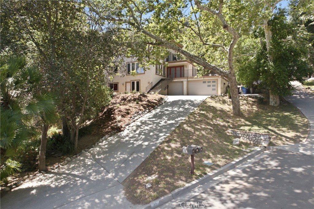 41 Hidden Valley Road Monrovia, CA 91016 - Photo 4 of 51