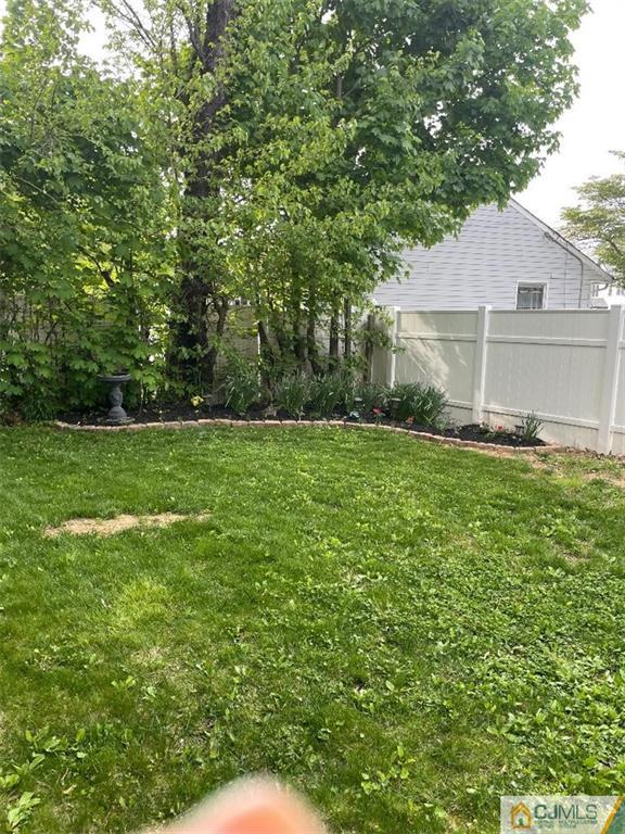 7 Burnham Road East Brunswick, NJ 08816 - Photo 21 of 24