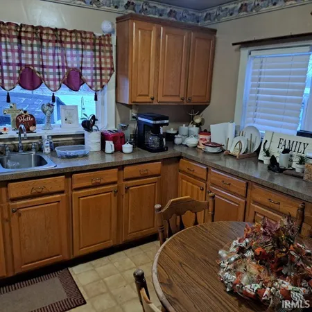 $320,000 | 8400 South Old St Road 3, Muncie, IN 47302