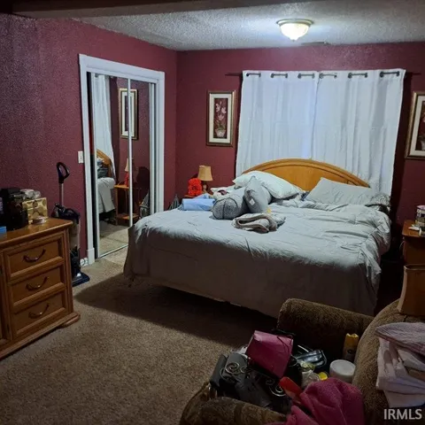 $365,000 | 8400 South Old St Road 3, Muncie, IN 47302