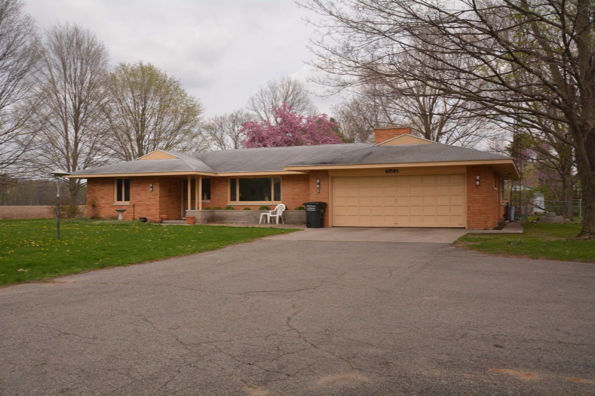 61585 Constantine Road Three Rivers, MI 49093 - Photo 2 of 24 15003706_01