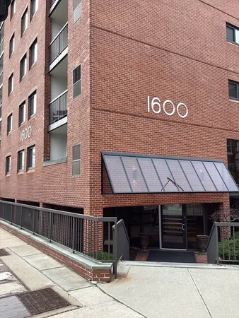 $4,150 | 1600 Massachusetts Avenue, Unit 605, Cambridge, MA 02138