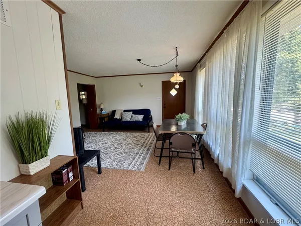$199,000 | 30052 Meadow Drive, Rocky Mount, MO 65072