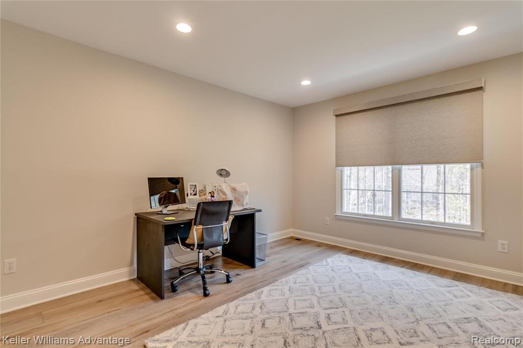49698 Timber Trail Novi, MI 48374 - Photo 33 of 44