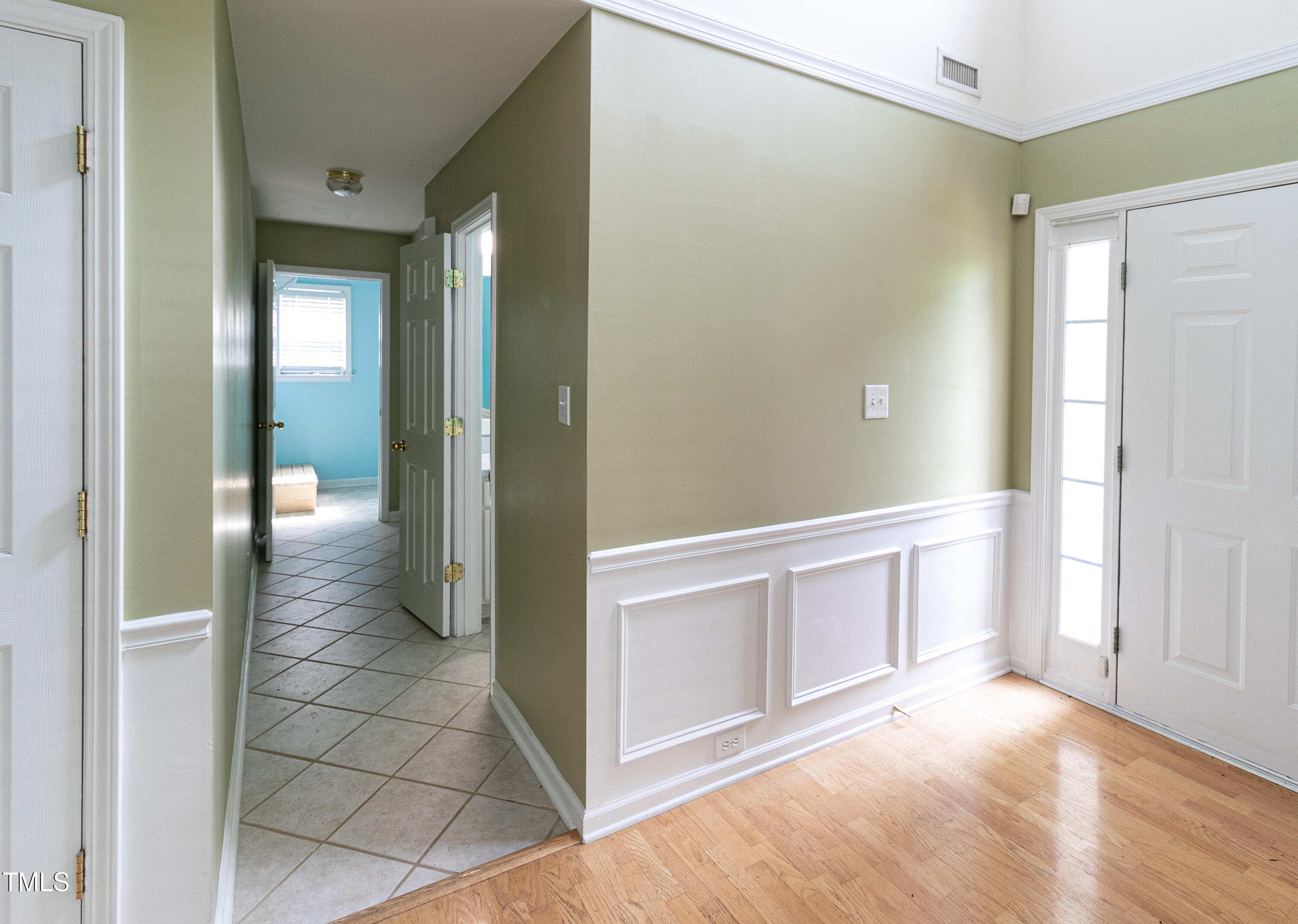 5509 Keowee Way Raleigh, NC 27616 - Photo 2 of 26 Keowee-013