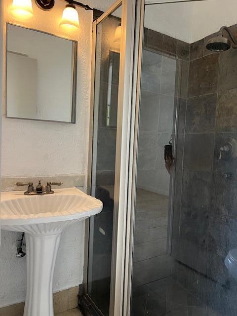 8565 Boca Drive, Unit 1 Boca Raton, FL 33433 - Photo 31 of 59 2ND BEDROOM