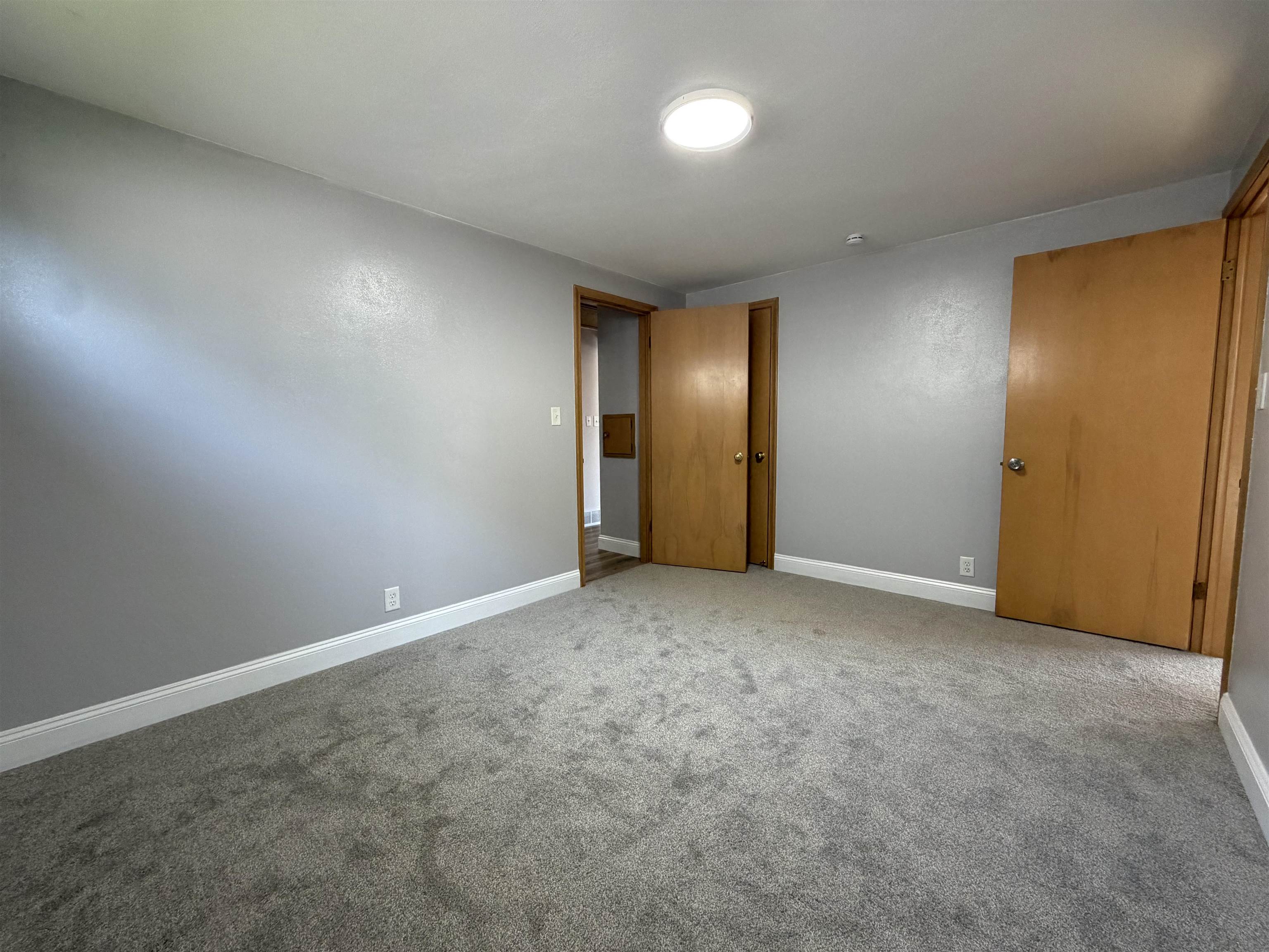 855 Appleton Street Menasha, WI 54952 - Photo 19 of 23