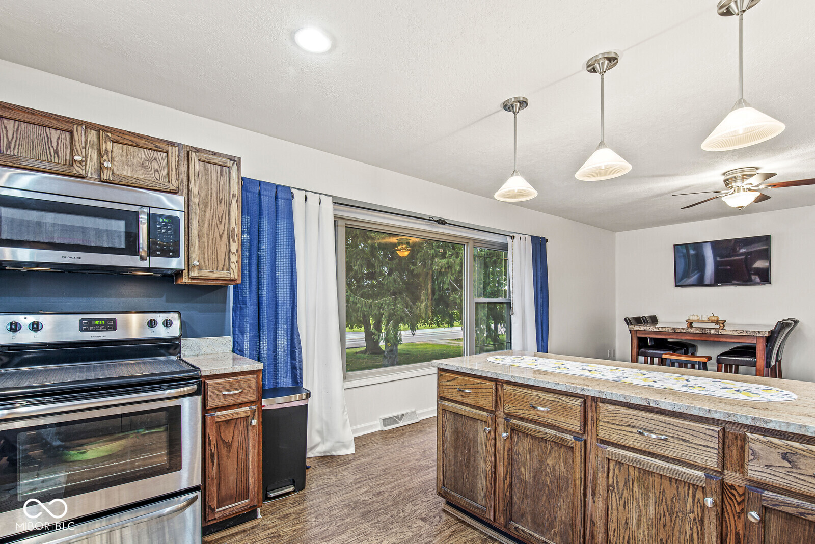 6433 South Franklin Road Indianapolis, IN 46259 - Photo 14 of 44 Gallery Image 14
