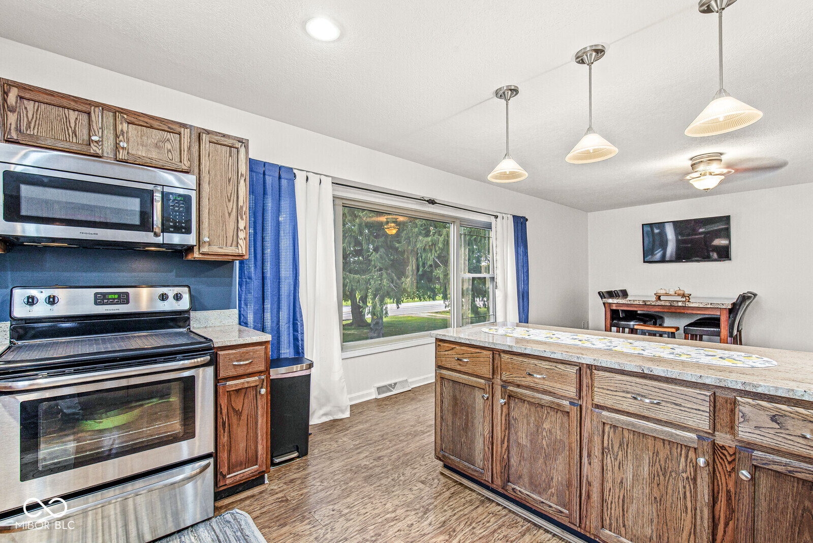 6433 South Franklin Road Indianapolis, IN 46259 - Photo 17 of 44 Gallery Image 17