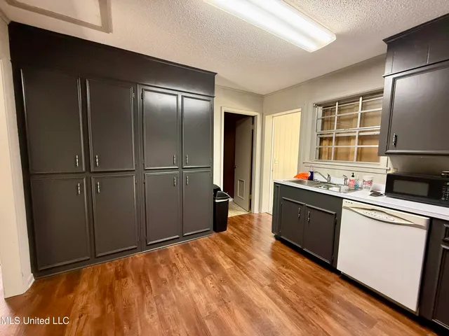 $225,999 | 851 County Road 1519, Louin, MS 39338