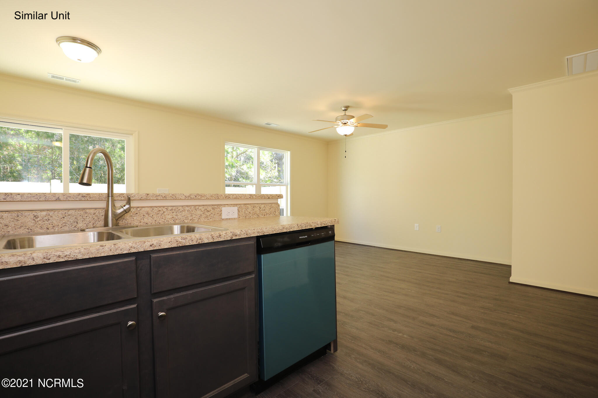 455 Sullivan Loop Road Midway Park, NC 28544 - Photo 9 of 29 Deana- 208 Boyington-26