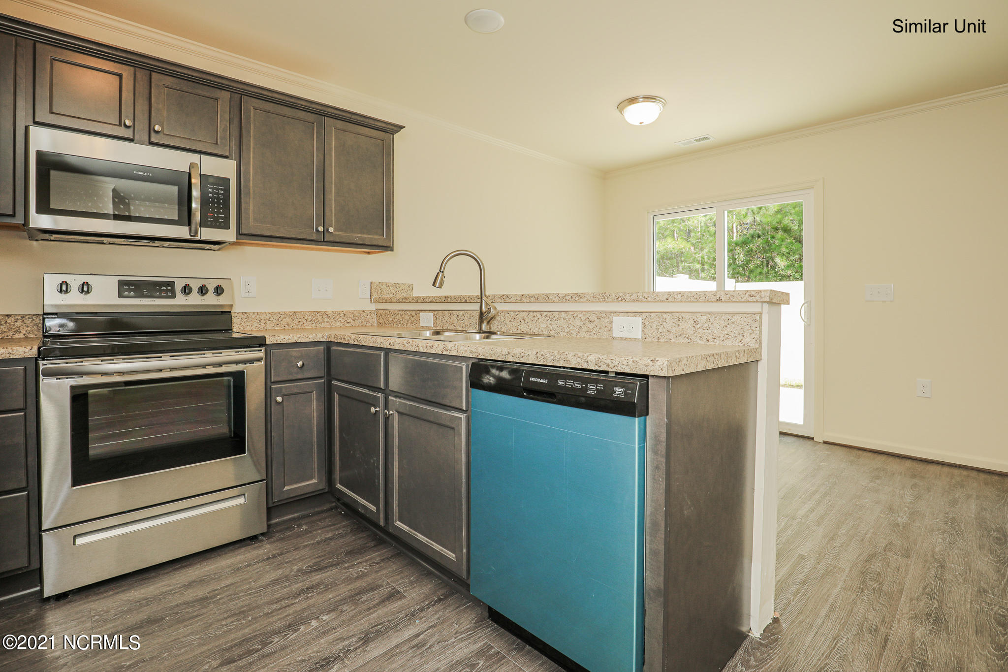 455 Sullivan Loop Road Midway Park, NC 28544 - Photo 10 of 29 Deana- 208 Boyington-30