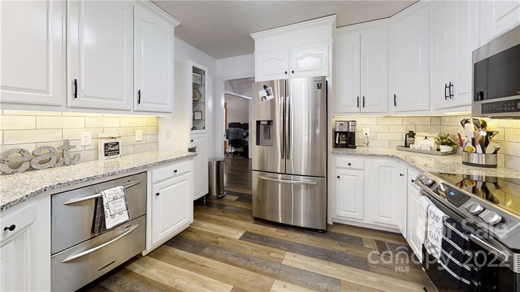 2595 Gates Road Lincolnton, NC 28092 - Photo 3 of 20 Gallery Image 3