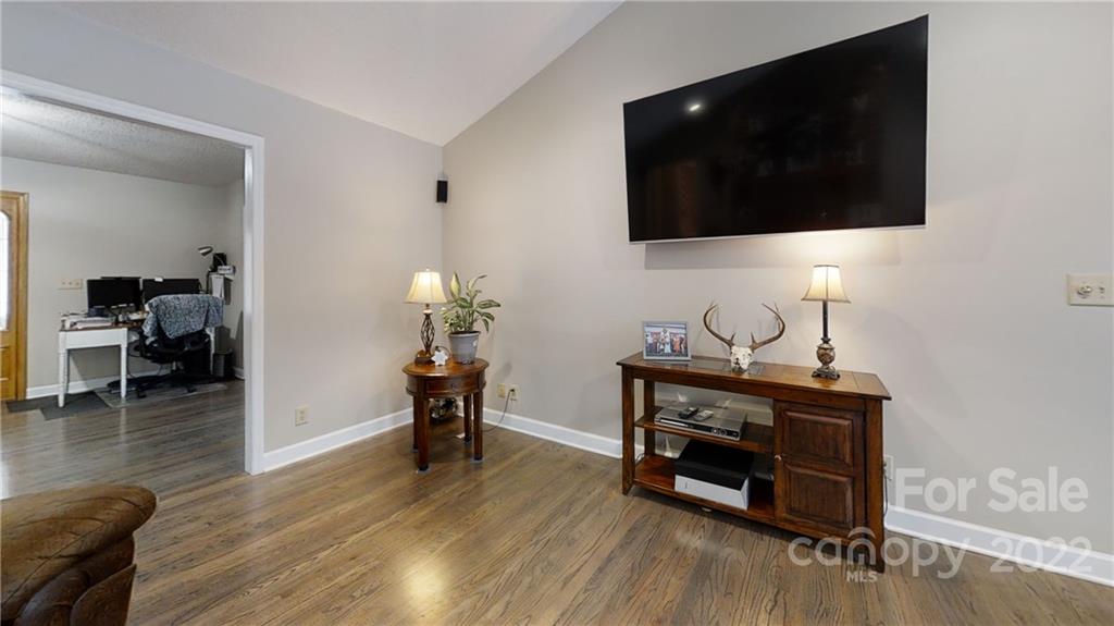 2595 Gates Road Lincolnton, NC 28092 - Photo 7 of 20 Gallery Image 7