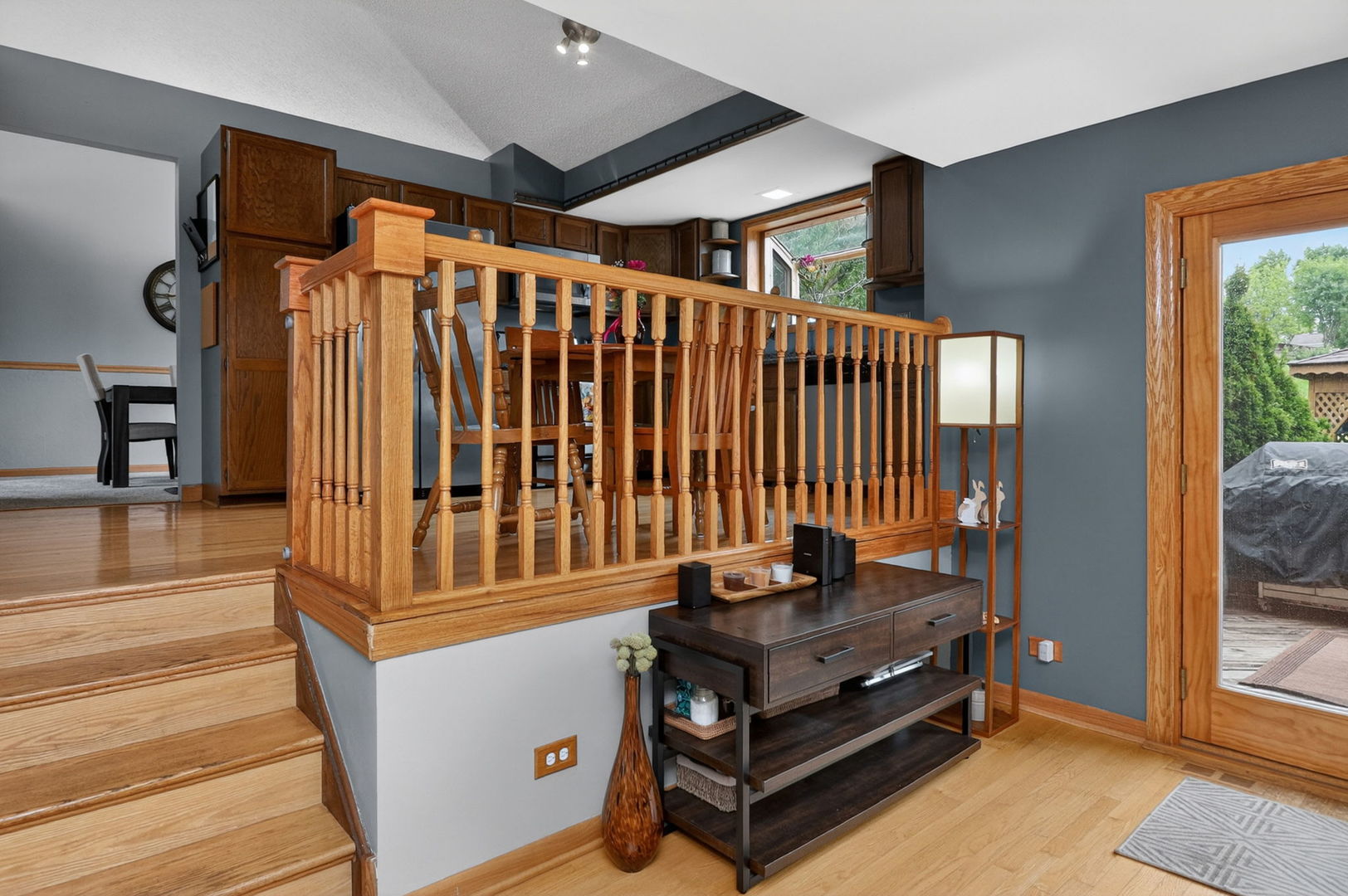 1001 Oak Ridge Drive Streamwood, IL 60107 - Photo 10 of 25
