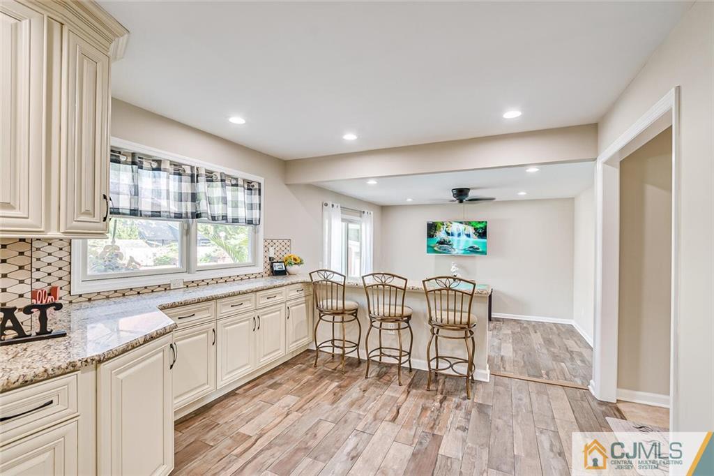747 Beverly Road Rahway, NJ 07065 - Photo 17 of 44 Gallery Image 17