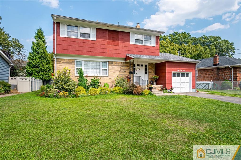 747 Beverly Road Rahway, NJ 07065 - Photo 2 of 44 Gallery Image 2