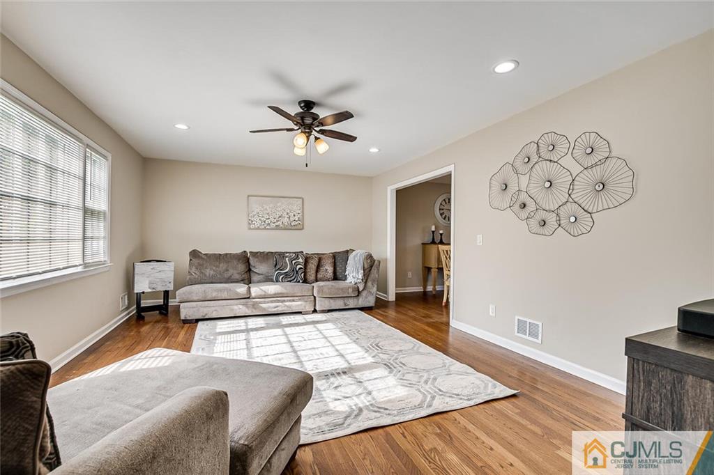 747 Beverly Road Rahway, NJ 07065 - Photo 7 of 44 Gallery Image 7